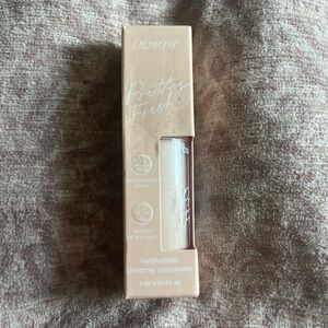 *5/$30* ColourPop Pretty Fresh Hyaluronic Creamy Concealer